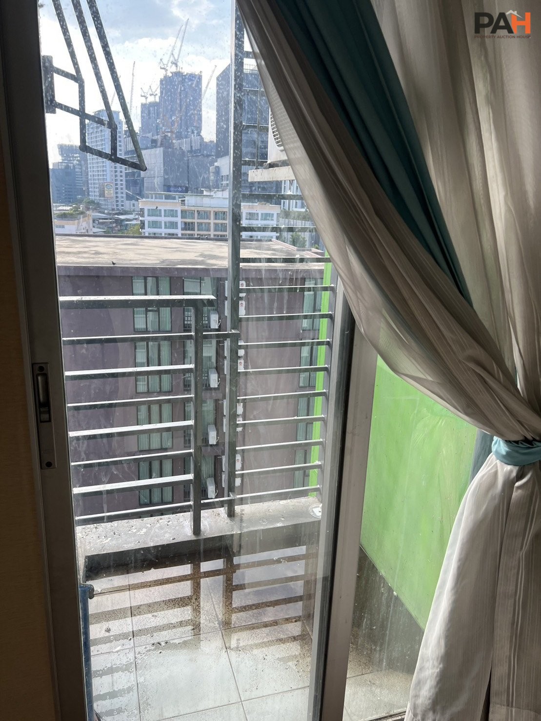 At City Sukhumvit Condo [9th Floor, Building 3] - Image 9