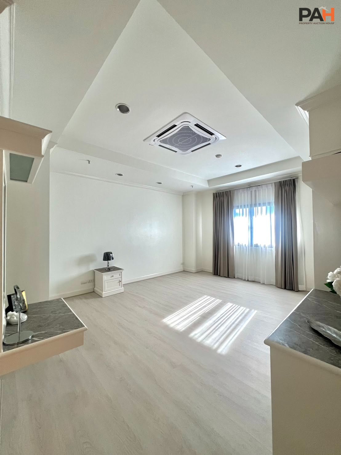 ✨ 220,000 泰铢/月。出租位于素坤逸 23 巷的“GP Grande Tower”复式顶层公寓 ✨ - Image 7