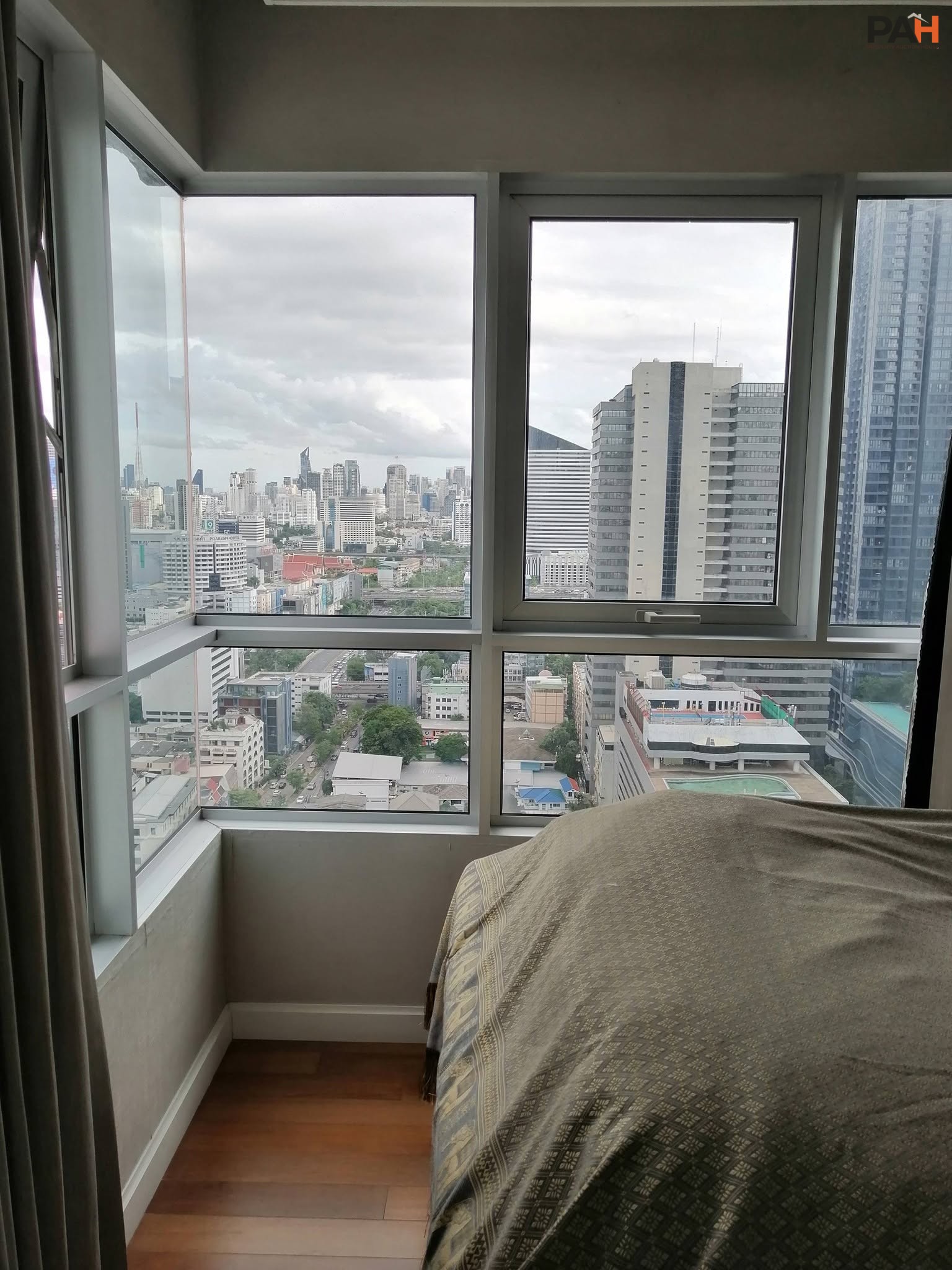 ✨ 45,000 / month. For Rent / Sale: Belle Grand Rama 9 Condo ✨ - Image 10