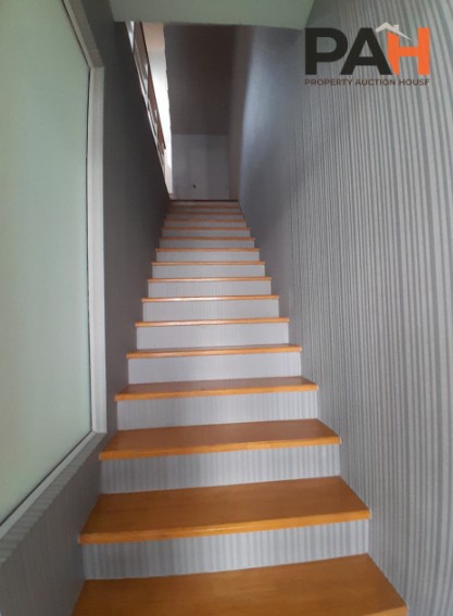 曼谷诗那卡琳区 Baan Klang Muang S-SENSE 项目联排别墅 - Image 3