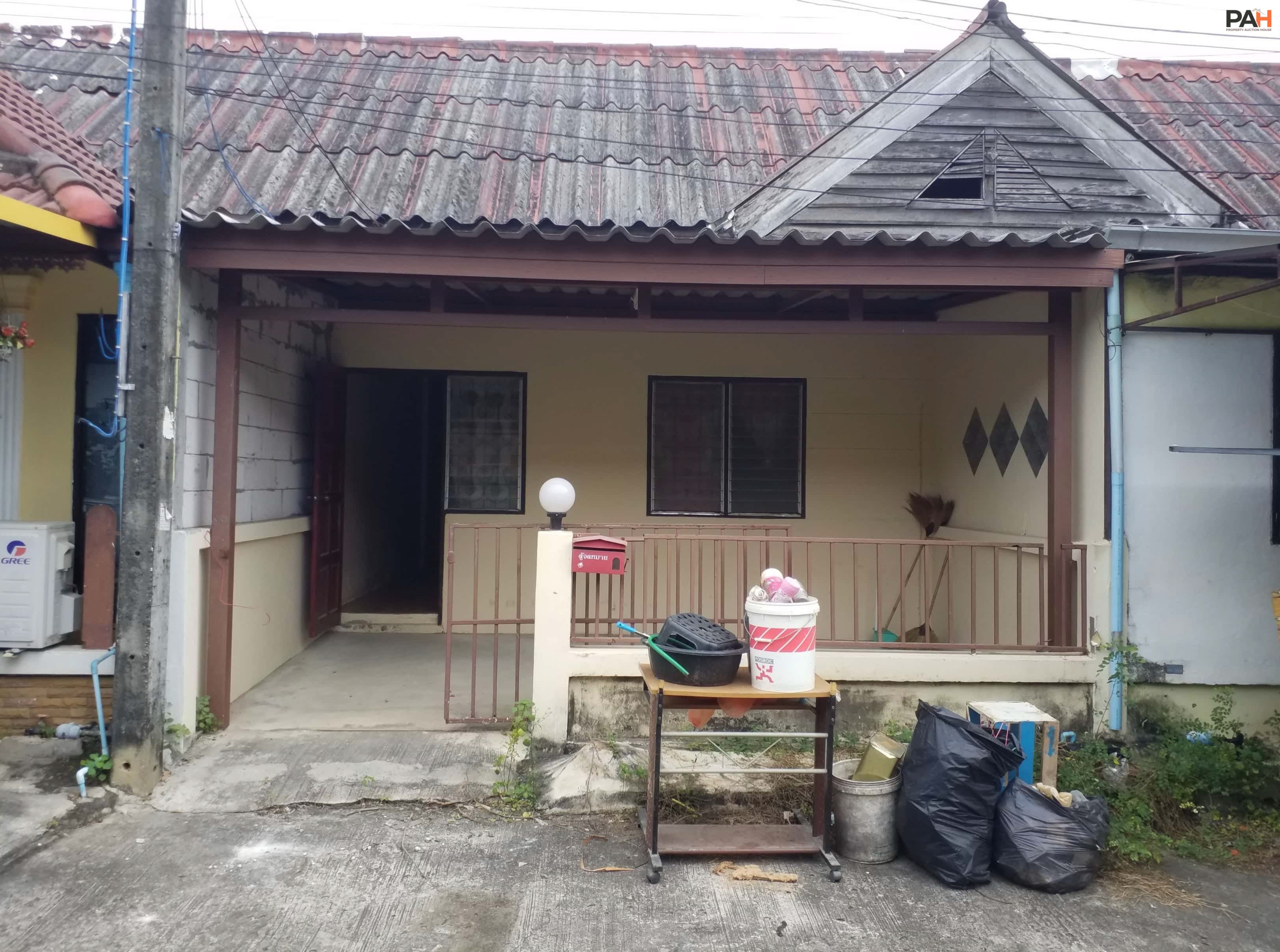 ทาวน์เฮ้าส์ สัตหีบ-ชลบุรี