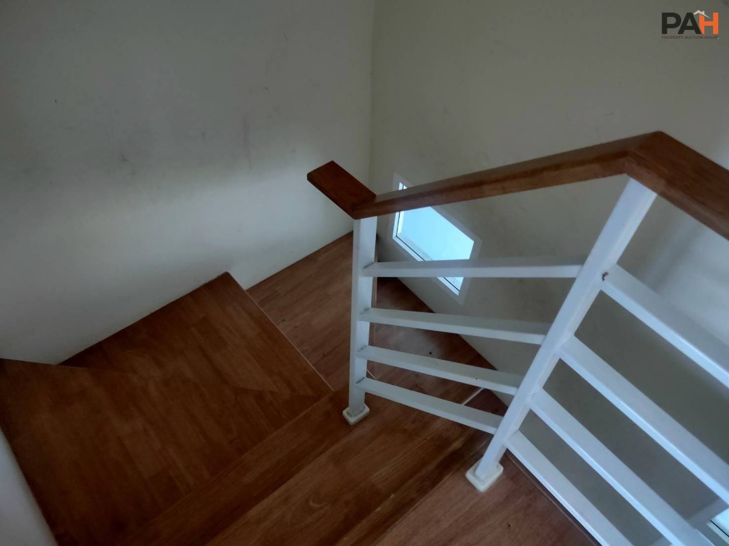 Townhouse in Mueang Nonthaburi - Image 6