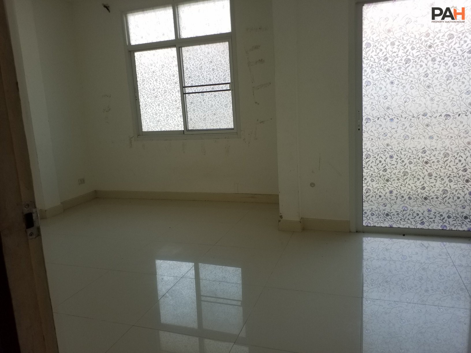 Sub Rueang City 2 Townhouse, Amata-Phan Thong, Phan Thong, Chon Buri - Image 8