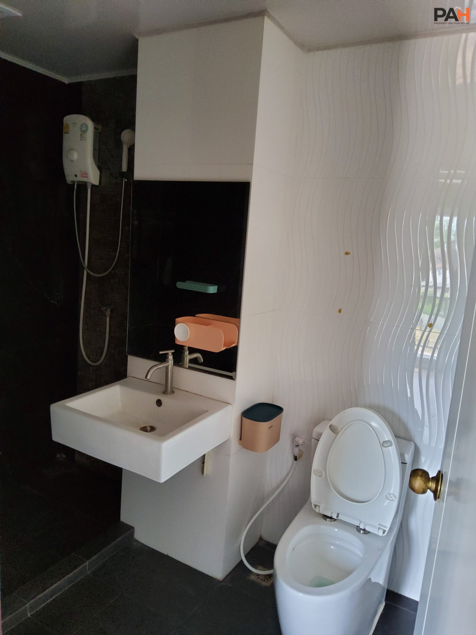 ห้องชุด บี มาย คอนโด (คริสตัน คอนโด) [ชั้น 4] - Image 8