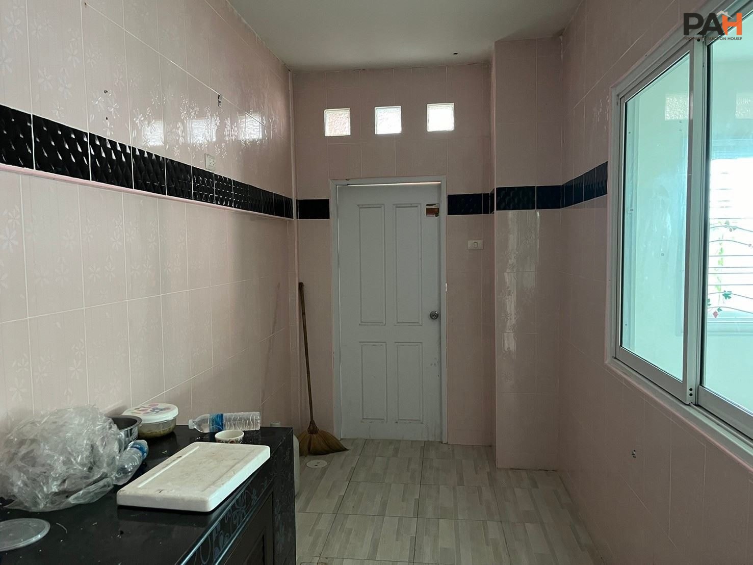 ทาวน์เฮ้าส์ ทรัพย์รุ่งเรืองซิตี้ 2 อมตะ-พานทอง พานทอง-ชลบุรี - Image 5