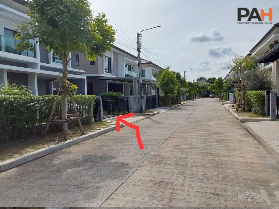 Detached house in Mueang Nonthaburi - Image 4