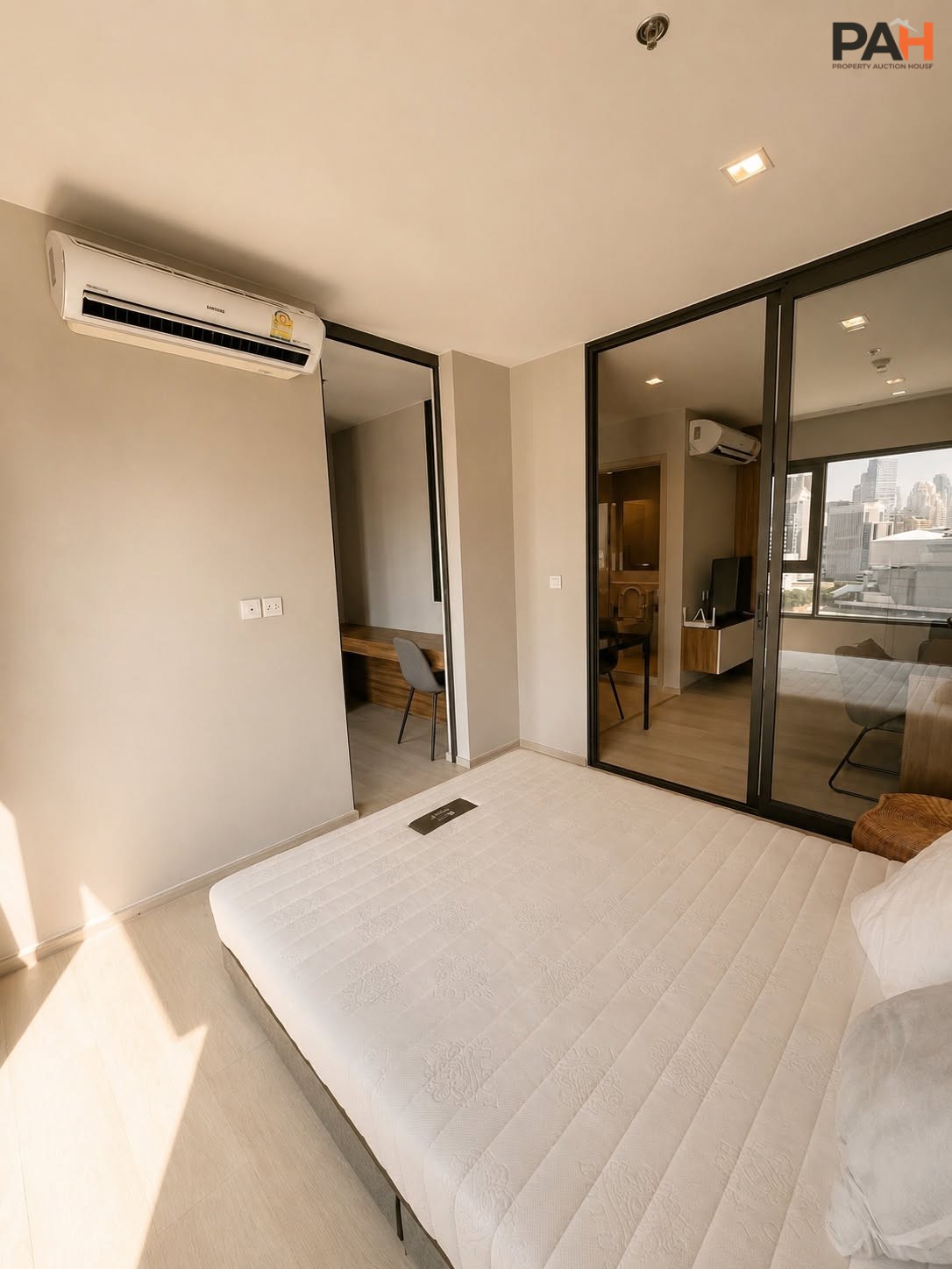 ✨ Condo for rent in the heart of Phloen Chit, “Life One Wireless” ✨ - Image 4