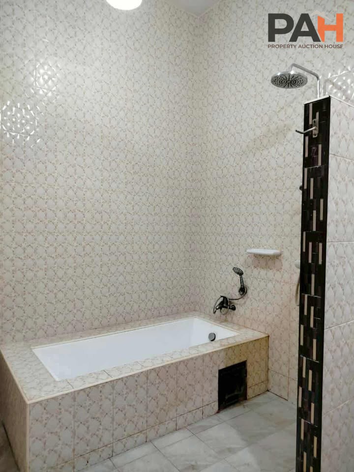 碧差汶府土地，31莱，碧ทับเบิก山景 (Phu Thap Boek)，附带度假屋和果园，隆告县 (Lom Kao)，地契已备，随时可转让。 - Image 10