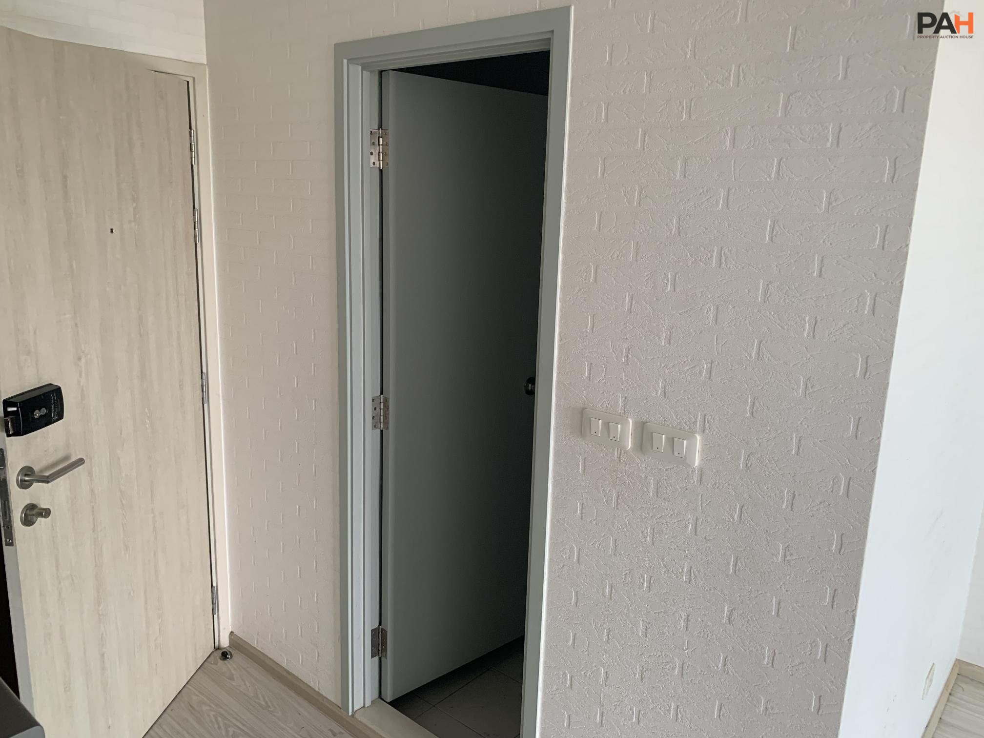 Ideo Mobi Sukhumvit Eastgate Condominium [Floor 11] - Image 6