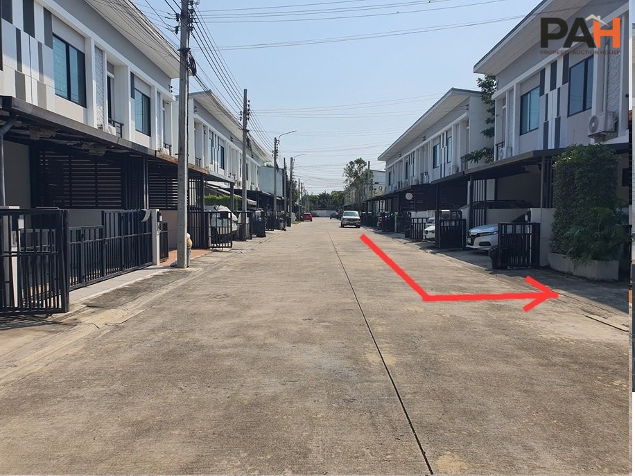 The Trust Townhome Ratchaphruek - Rattanathibet 2, Pak Kret, Nonthaburi - Image 6