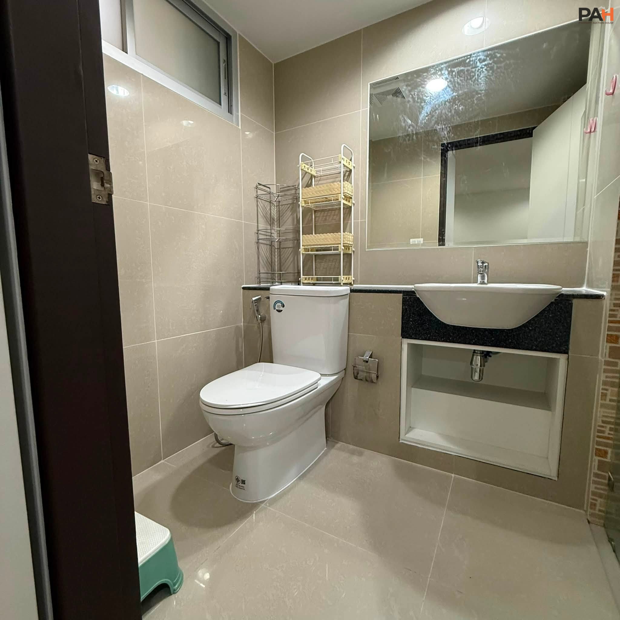 ✨ Condo for rent in Ratchada: “The Kris 3 Ratchadaphisek 17” ✨ - Image 9