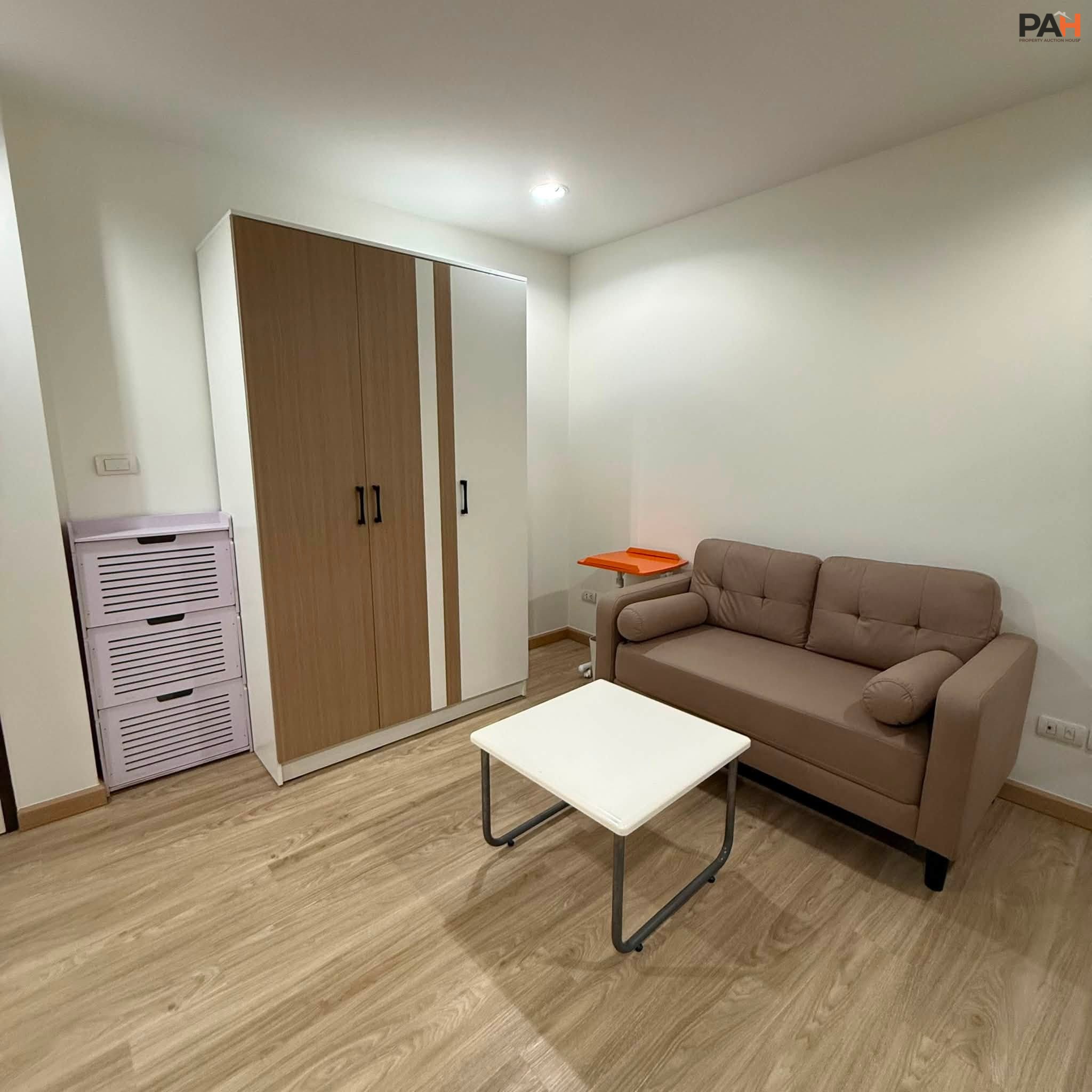 ✨ Condo for rent in Ratchada: “The Kris 3 Ratchadaphisek 17” ✨ - Image 4