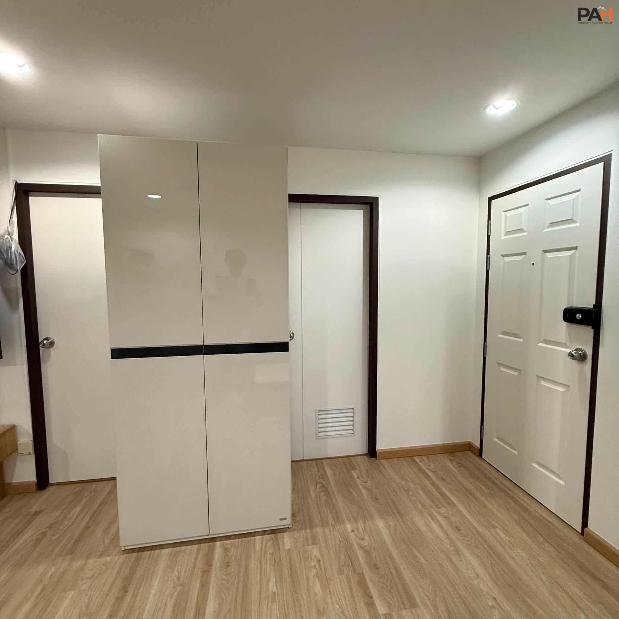 ✨ Condo for rent in Ratchada: “The Kris 3 Ratchadaphisek 17” ✨ - Image 5