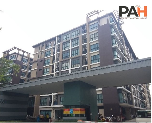 Hallmark Ngamwongwan Condo [5th Floor, Building B] - Image 3