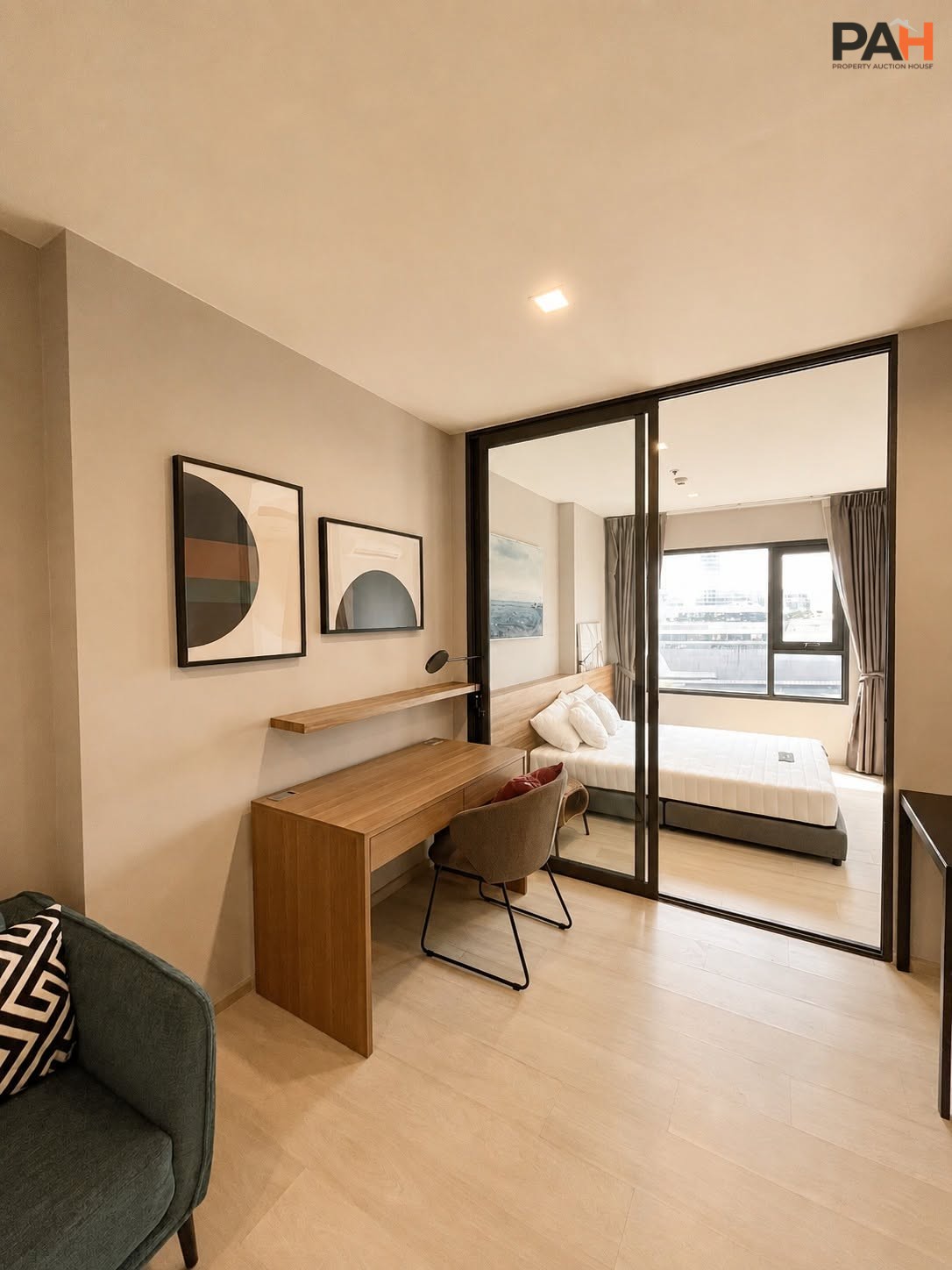 ✨ Condo for rent in the heart of Phloen Chit, “Life One Wireless” ✨ - Image 3