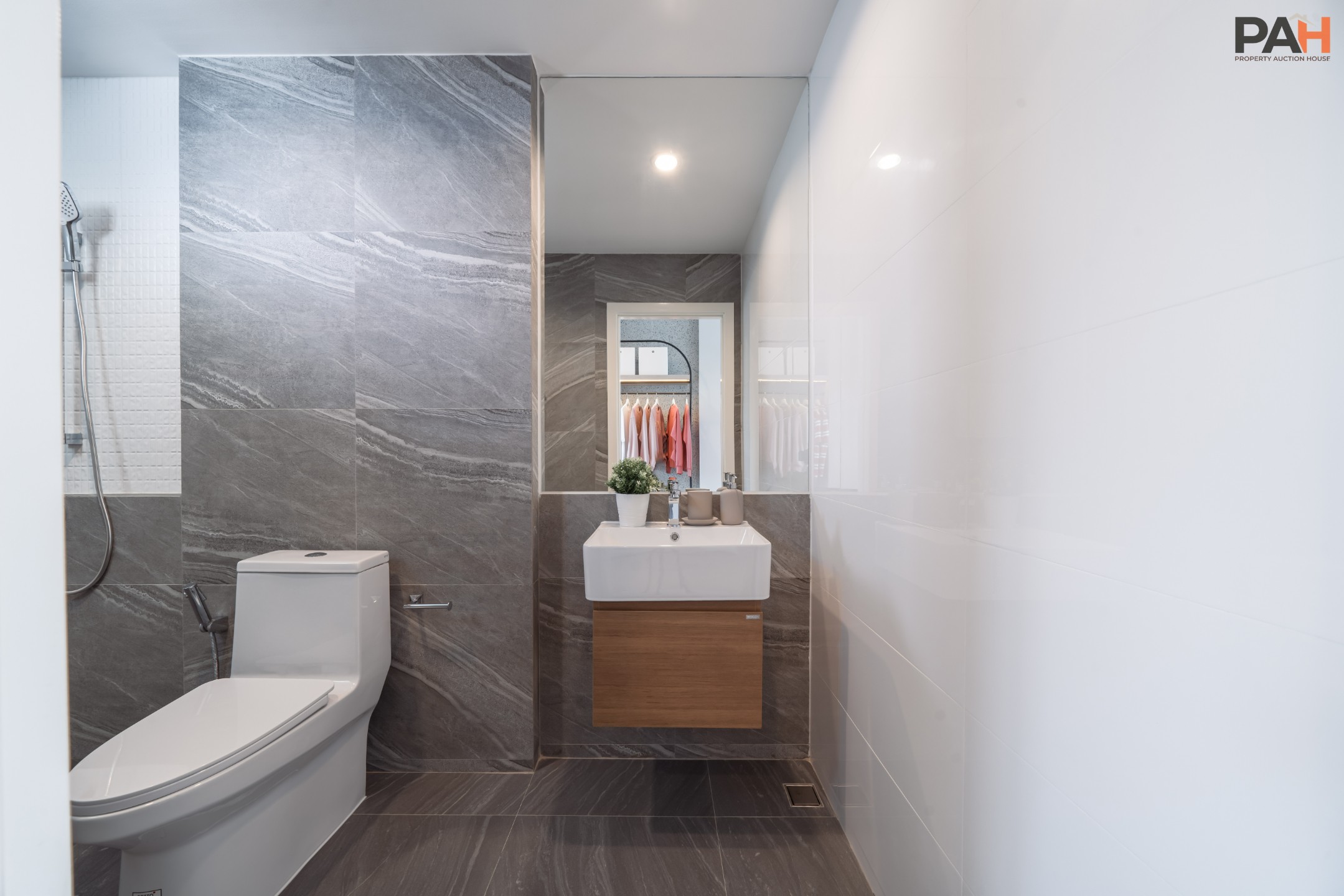 Nirvana ABSOLUTE Krungthep Kreetha - Image 5