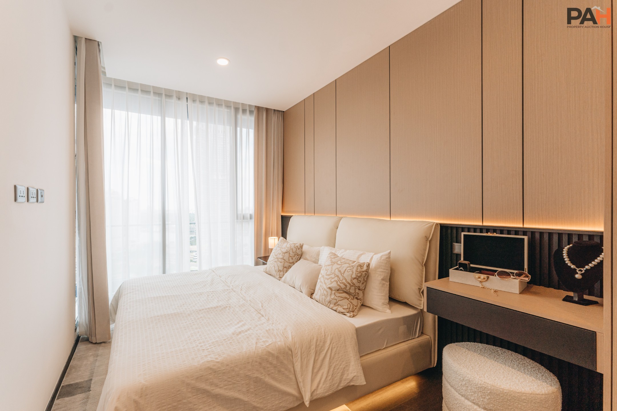 แซฟไฟร์ ลักซูรี คอนโดมิเนียม พระราม 3 - Image 2