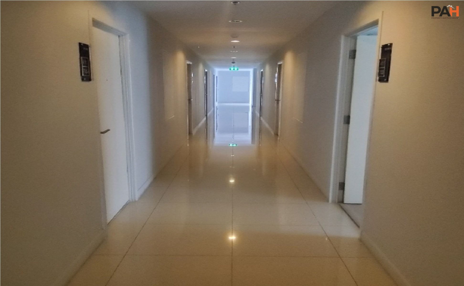 Skyline Rattanathibet Condo [Floor 35] - Image 4