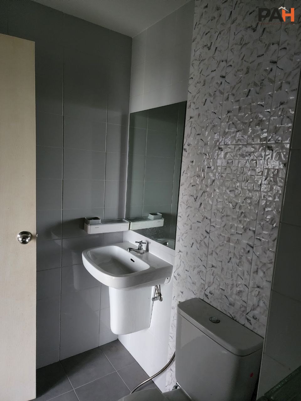 ห้องชุด เดอะทรัสต์ คอนโด แอท บีทีเอส [ชั้น 20] - Image 3