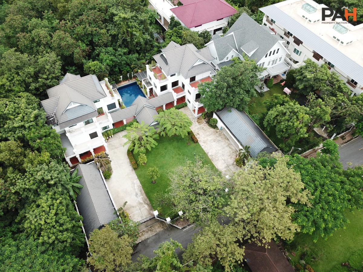 ให้เช่าบ้านเดี่ยว 3 ชั้น หมู่บ้านนวธานี 3 ห้องนอน ปรับปรุงใหม่ - Image 3