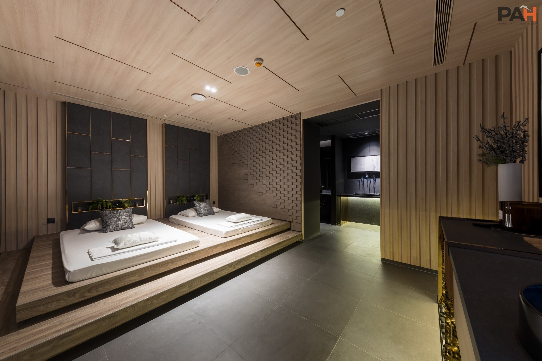 The Room สุขุมวิท 38 - Image 3